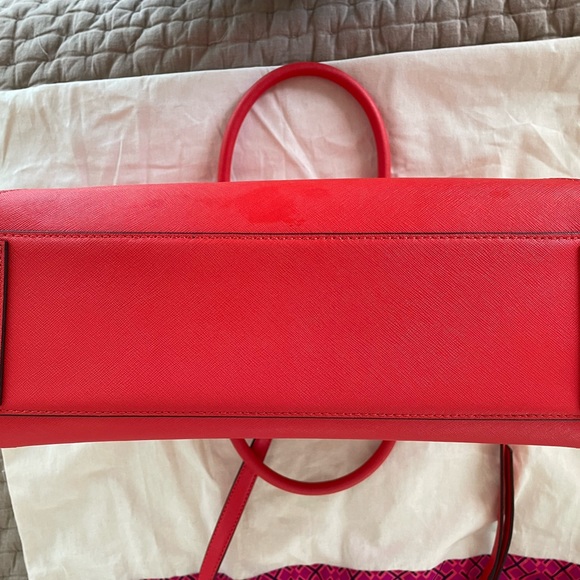 Tory Burch Robinson Large Satchel Tote - Picture 8 of 13